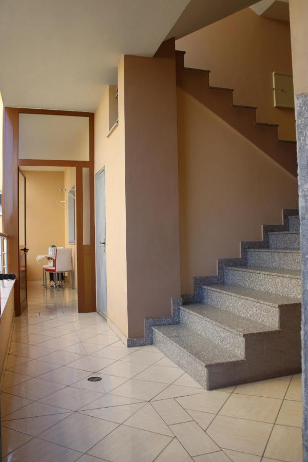 Bledi'S Cozy Apartment In New Blvd Tirana Exterior foto